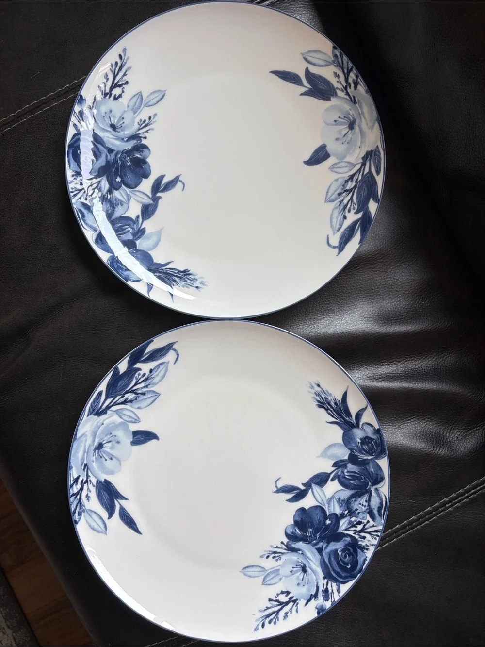 MIKASA Darcy Blue & White Floral Bone China 11” dinner Plates Set of 2 New